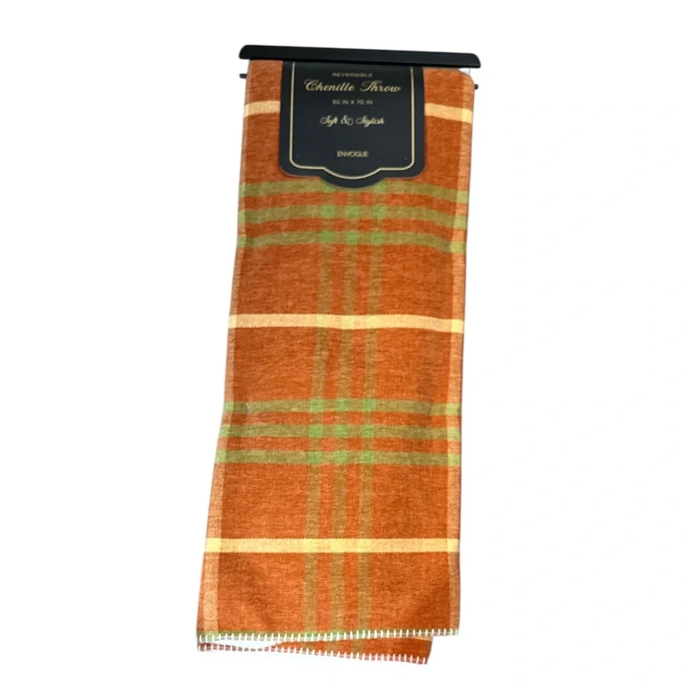 NEW Envogue CHENILLE REVERSIBLE Throw